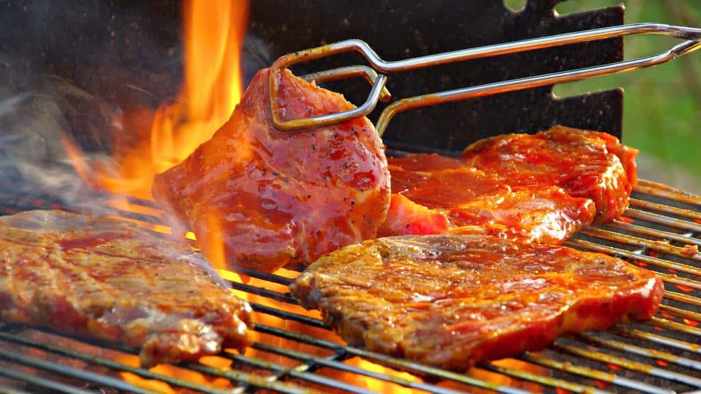 10 Astuces Pour Un Barbecue 100% Réussi Que Les Bouchers Ne Vous ...